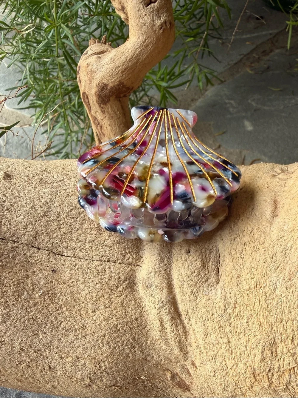 New🌟Anthropologie-Beach Hair Shell Claw Clip
